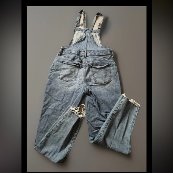 Universal Threads Denim Overalls Womens 10 (30R) Medium Wash Classic Raw Hemline - Picture 4 of 8